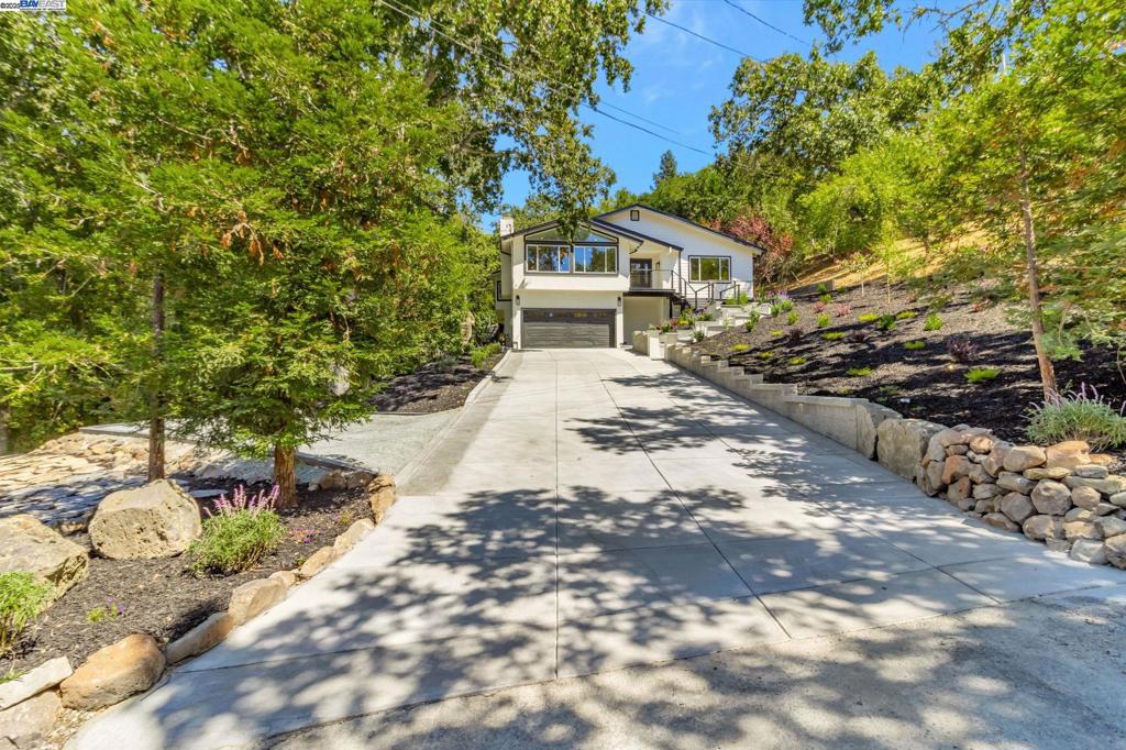 15 Manzanita Terrace