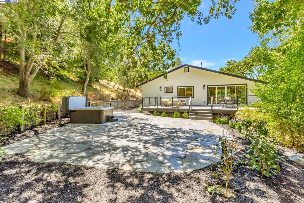 ORINDA HILLS - Residential