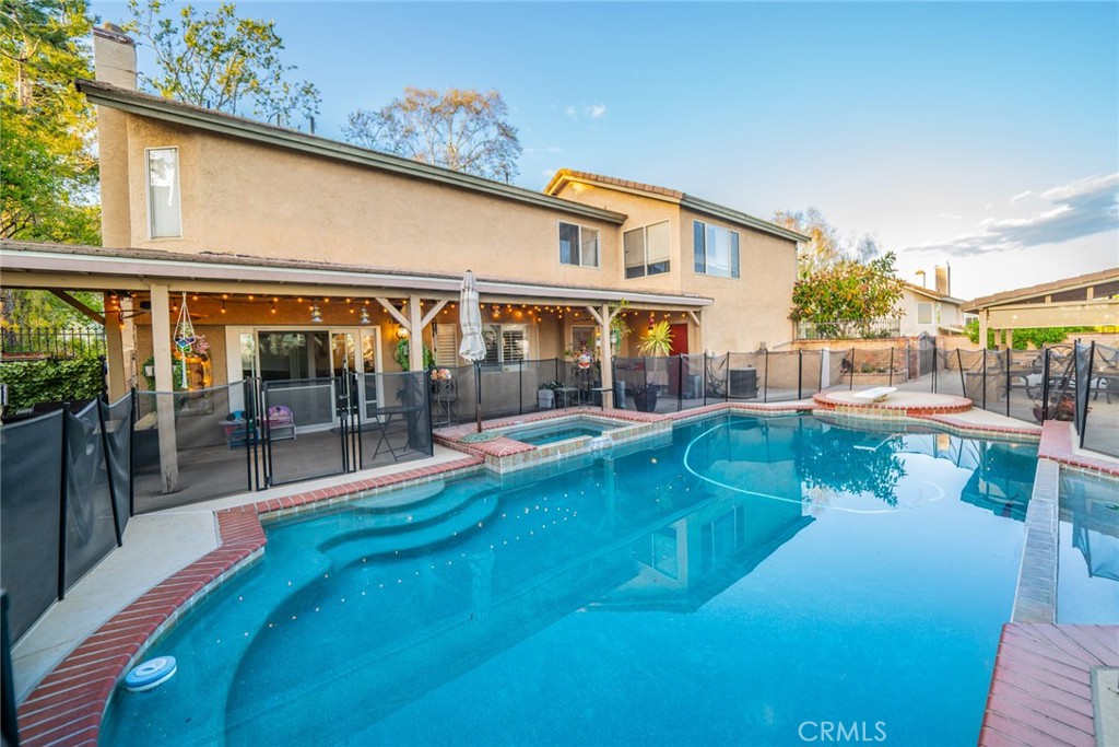9527 Manzanita Dr.