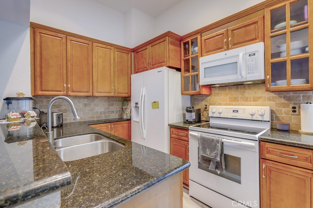 Crystal Cay (LH) (CC) - Residential Lease