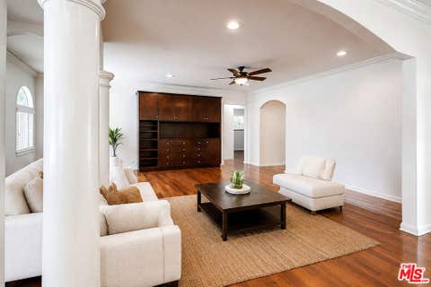 Photo of 15601 Morrison Street, Encino, CA 91403 (MLS # 26854683)