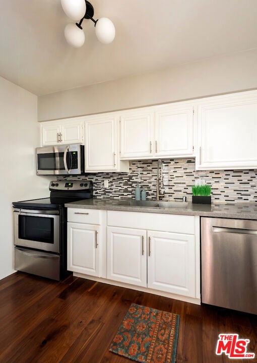 7270 Hillside Avenue 204