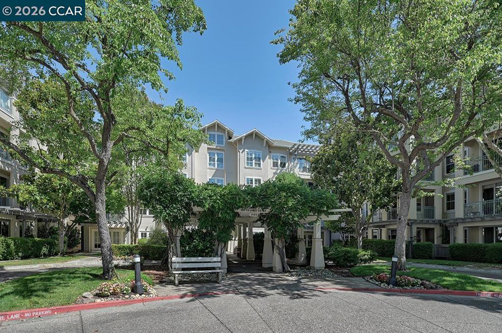 1860 Tice Creek Dr 1432