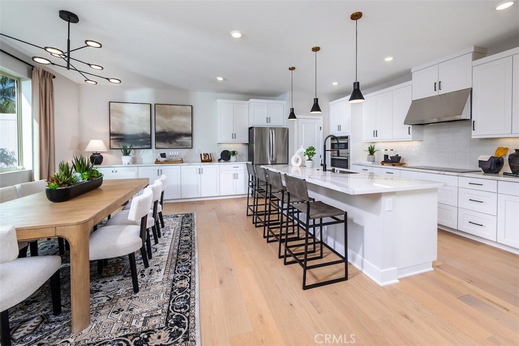 463 Citrus Oak Road