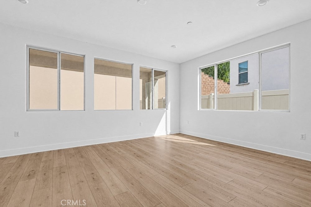 463 Citrus Oak Road