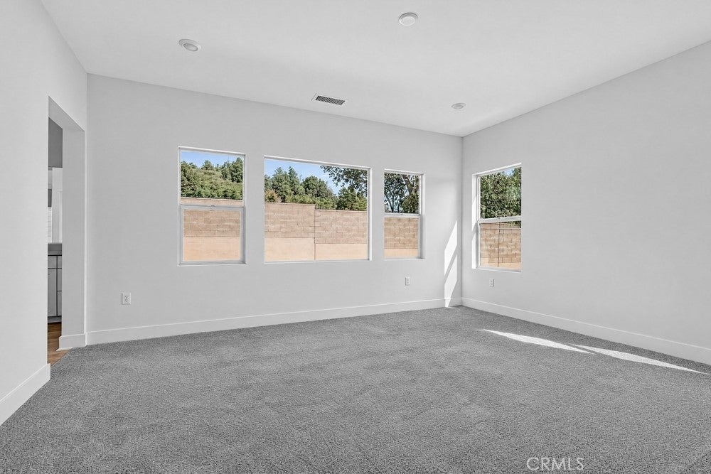 463 Citrus Oak Road