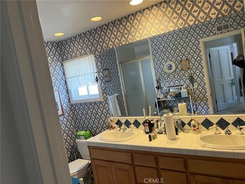 Tiny photo for 32182 Links Pointe, Laguna Niguel, CA 92677 (MLS # OC25100375)