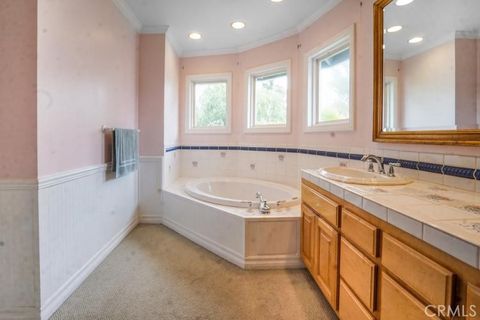 Tiny photo for 32182 Links Pointe, Laguna Niguel, CA 92677 (MLS # OC25100375)