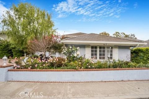 Tiny photo for 32182 Links Pointe, Laguna Niguel, CA 92677 (MLS # OC25100375)