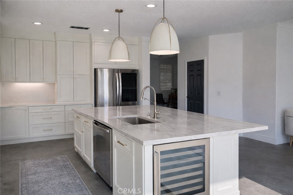 6945 Cedar Creek Road