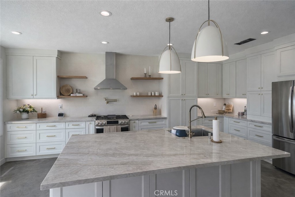 6945 Cedar Creek Road