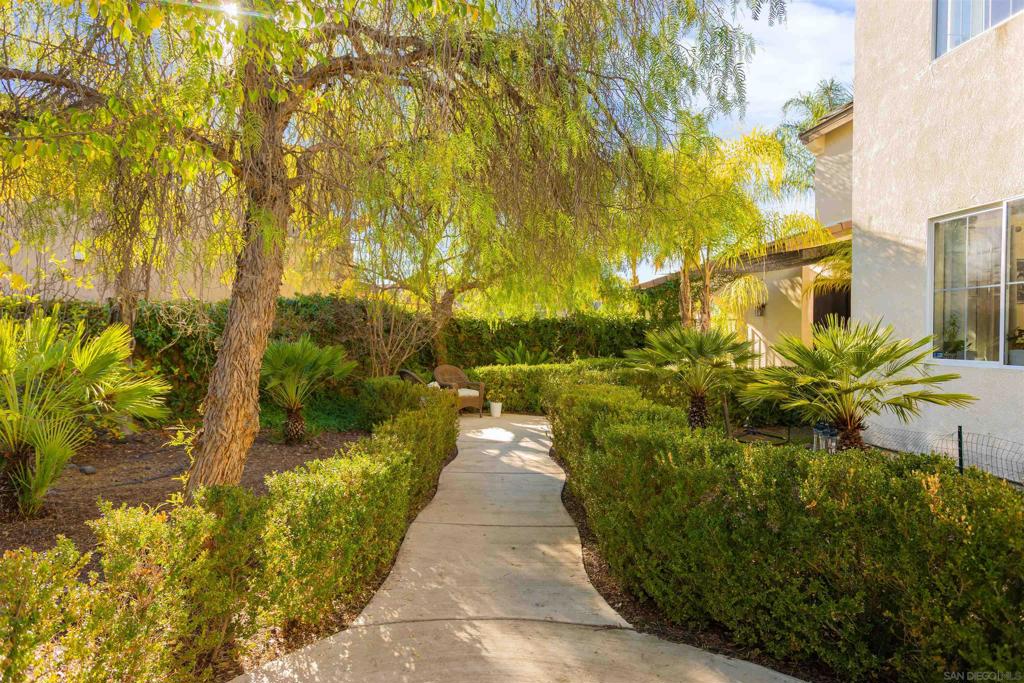 32724 Salvia Cir Winchester