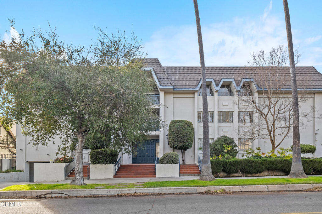 This delightful single level condo in the heart of Pasadena offers a warm and inviting atmosphere along with exceptional convenience. The vibrant restaurants and shops on South Lake, The Paseo, Old Town, along with the renowned California Institute of Technology are within easy reach. Inside you will find a spacious living room that flows seamlessly to the dining room, two bedrooms including a primary suite and both with sliding doors to a patio. Newer granite countertop in the kitchen, two parking spaces, storage unit and community laundry. HOA includes utilities.