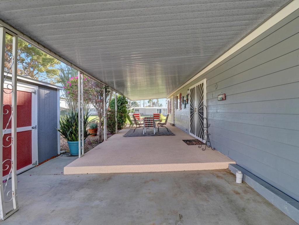 Tri Palm Estates - Manufactured In Park