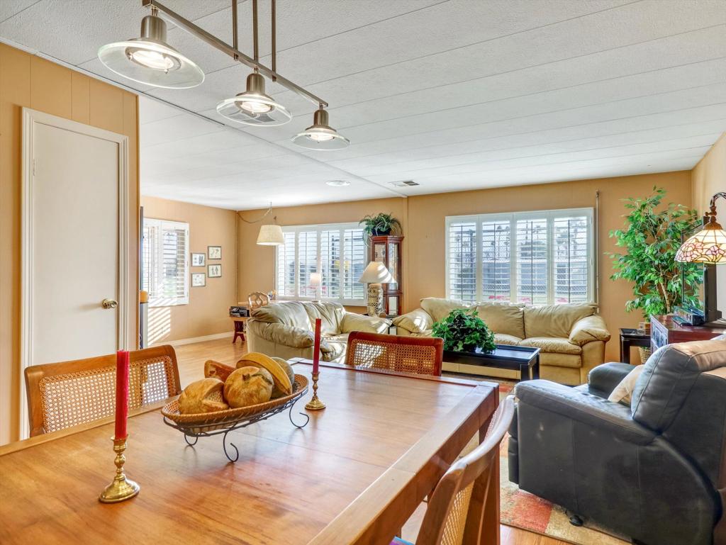 Tri Palm Estates - Manufactured In Park