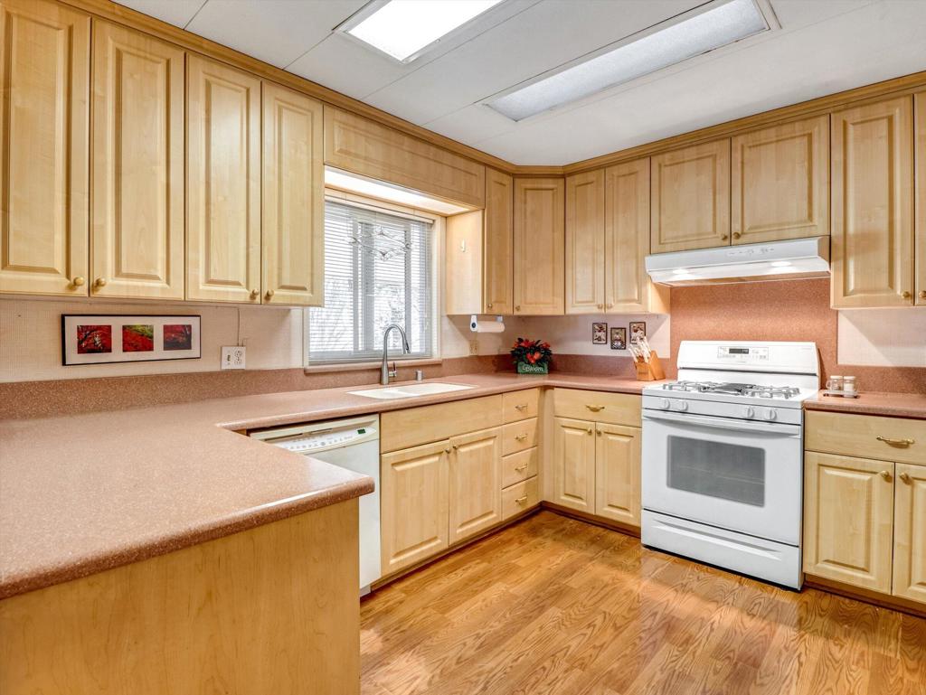 Tri Palm Estates - Manufactured In Park