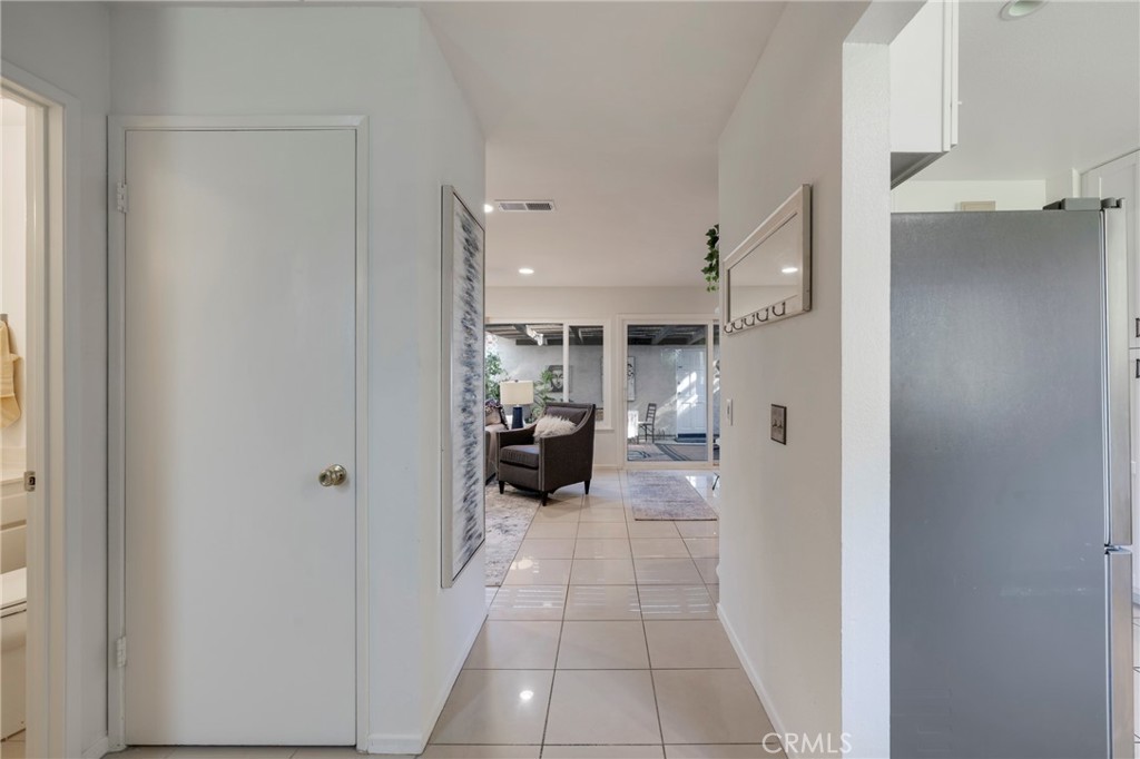 851 Hartford Lane