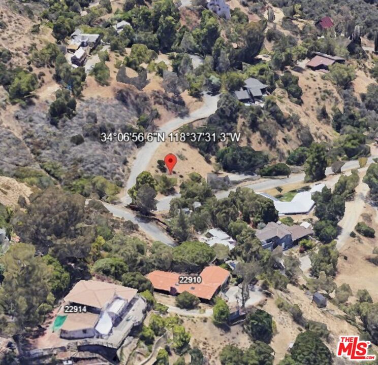 1 Topanga Skyline Dr