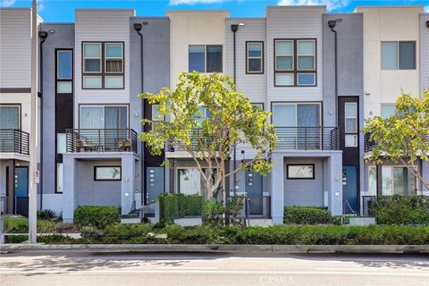 Photo of 365 Placemark, Irvine, CA 92614 (MLS # SR26057379)