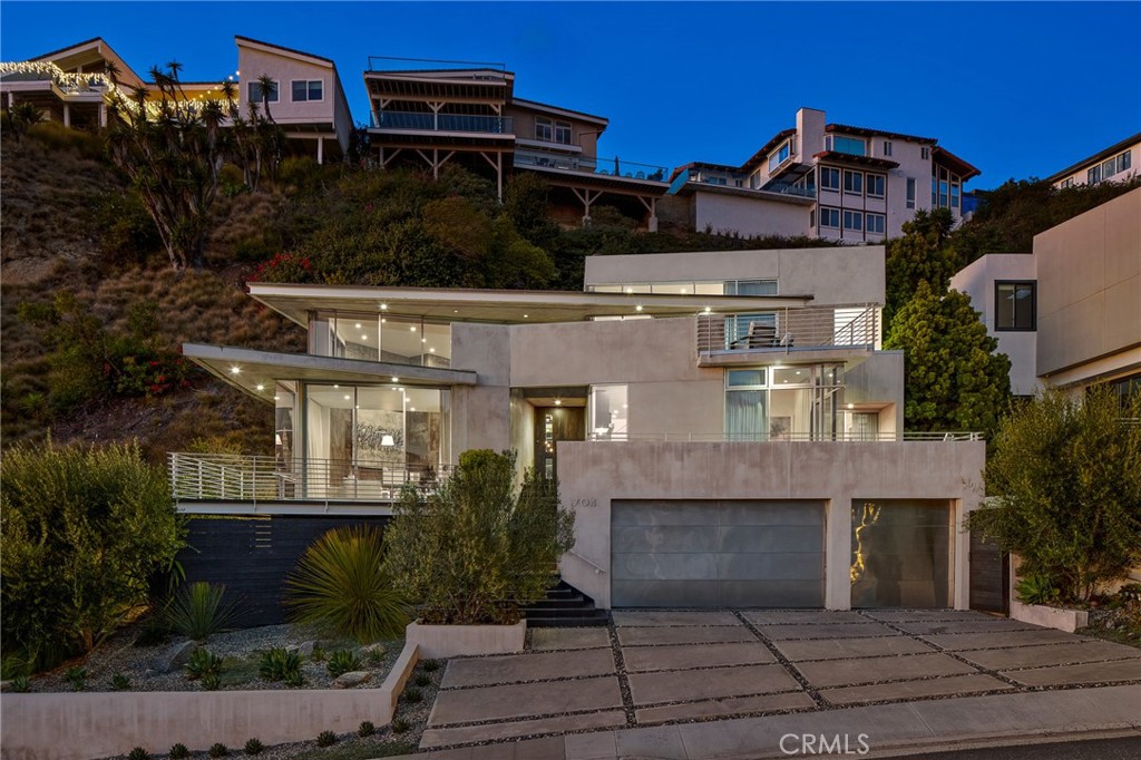 Upper Victoria Beach (UVB) - Residential