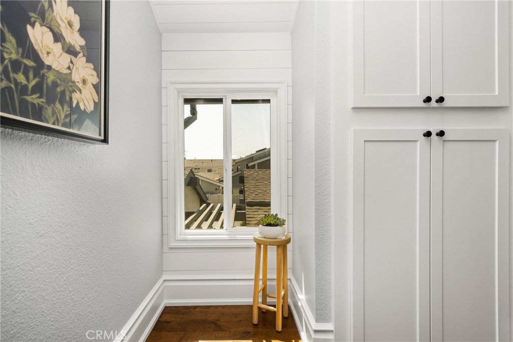 Tustin Pines - Residential Lease