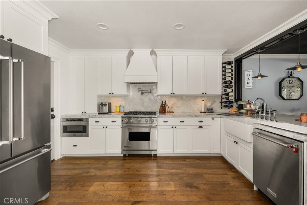 Tustin Pines - Residential Lease