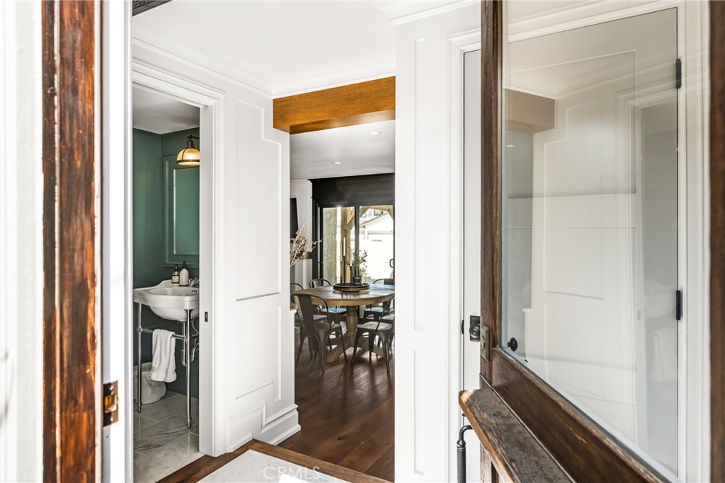 Tustin Pines - Residential Lease