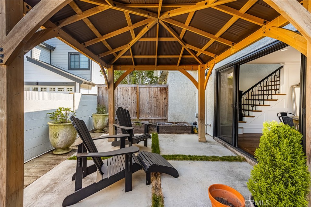 Tustin Pines - Residential Lease