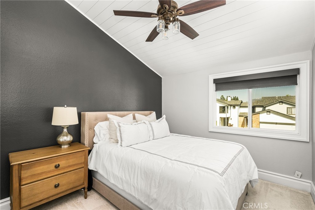 Tustin Pines - Residential Lease