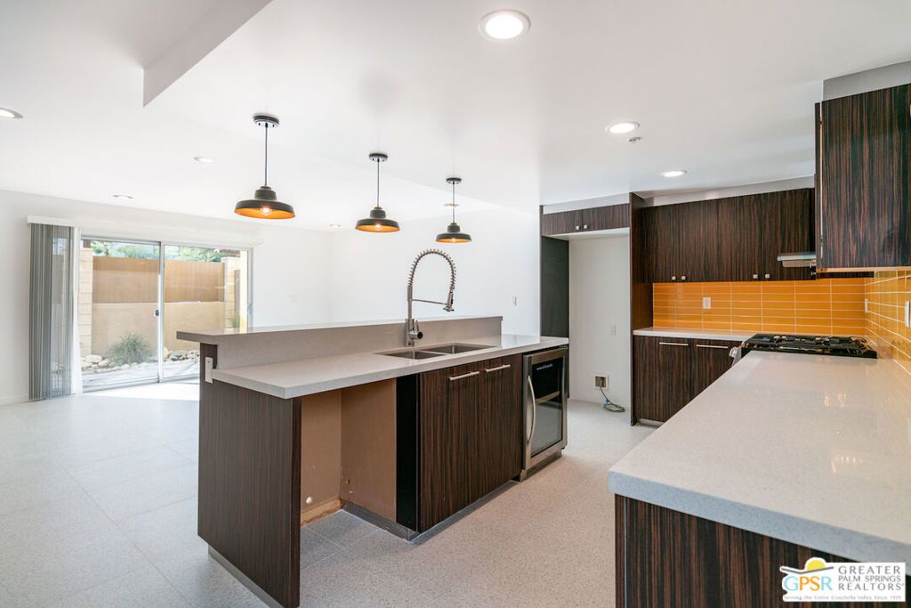Photo of 588 E San Lorenzo Road #103, Palm Springs, CA 92264 (MLS # 25605079PS)