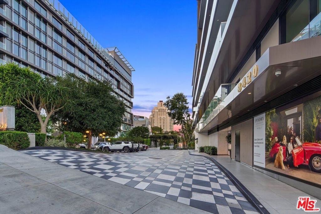 Photo of 8420 W Sunset Boulevard #307, West Hollywood, CA 90069 (MLS # 26654375)