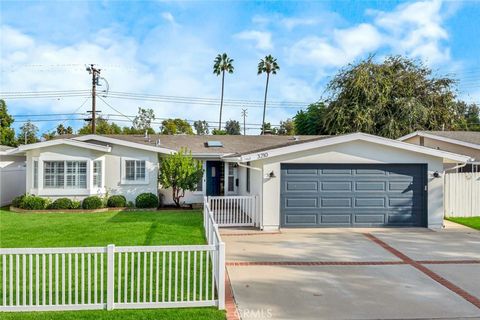 Photo of 3210 Iowa Street, Costa Mesa, CA 92626 (MLS # PW25252539)