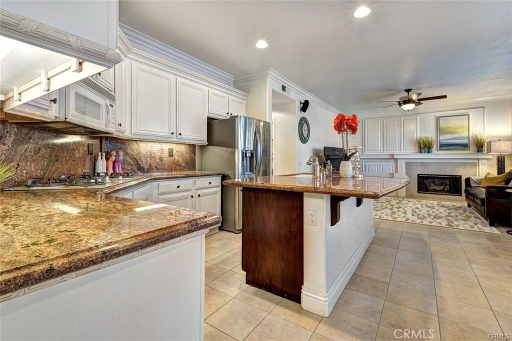 Lewis Homes (LEW) - Residential Lease