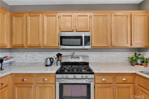 Tiny photo for 7454 Longstreet LN, Fontana, CA 92336 (MLS # CV26157851)