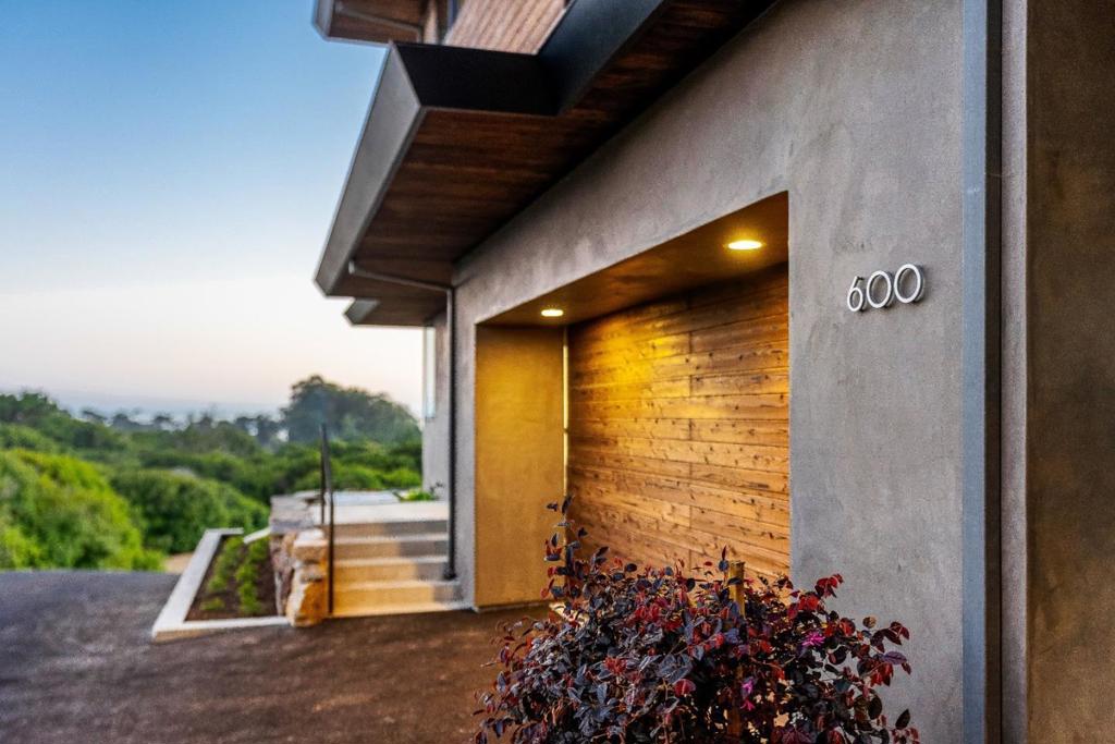 600 Sea View Terrace