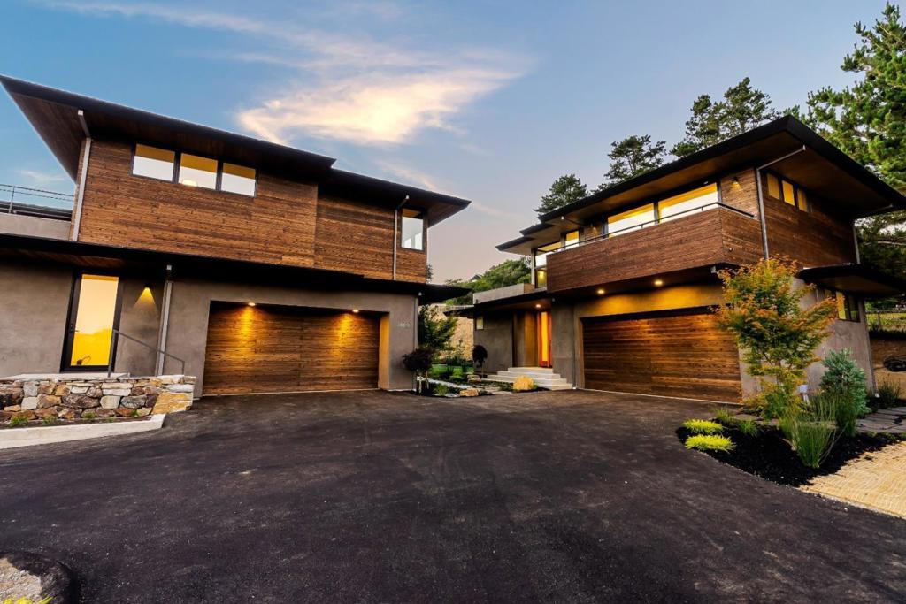 600 Sea View Terrace