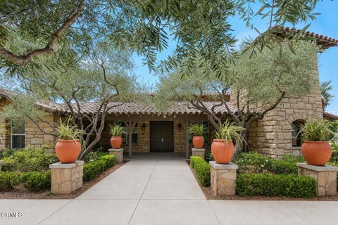 Tiny photo for 3321 Rockhampton Drive, Camarillo, CA 93012 (MLS # V1-37829)