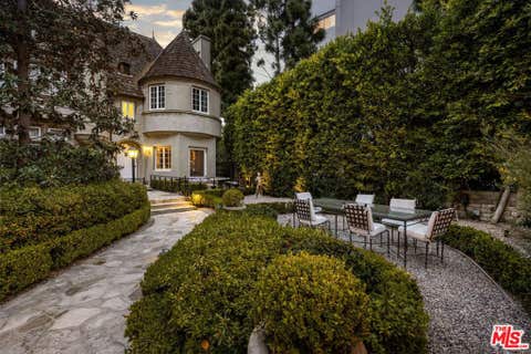 Photo of 10341 Wilshire Boulevard, Los Angeles, CA 90024 (MLS # 26874953)
