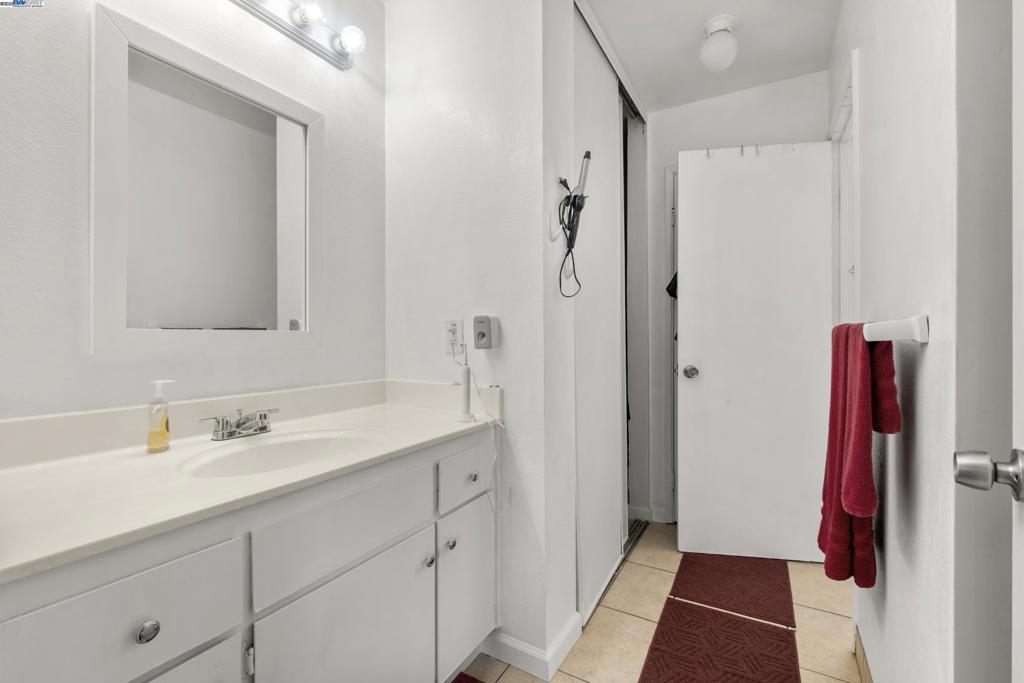 ALVARADO - Residential