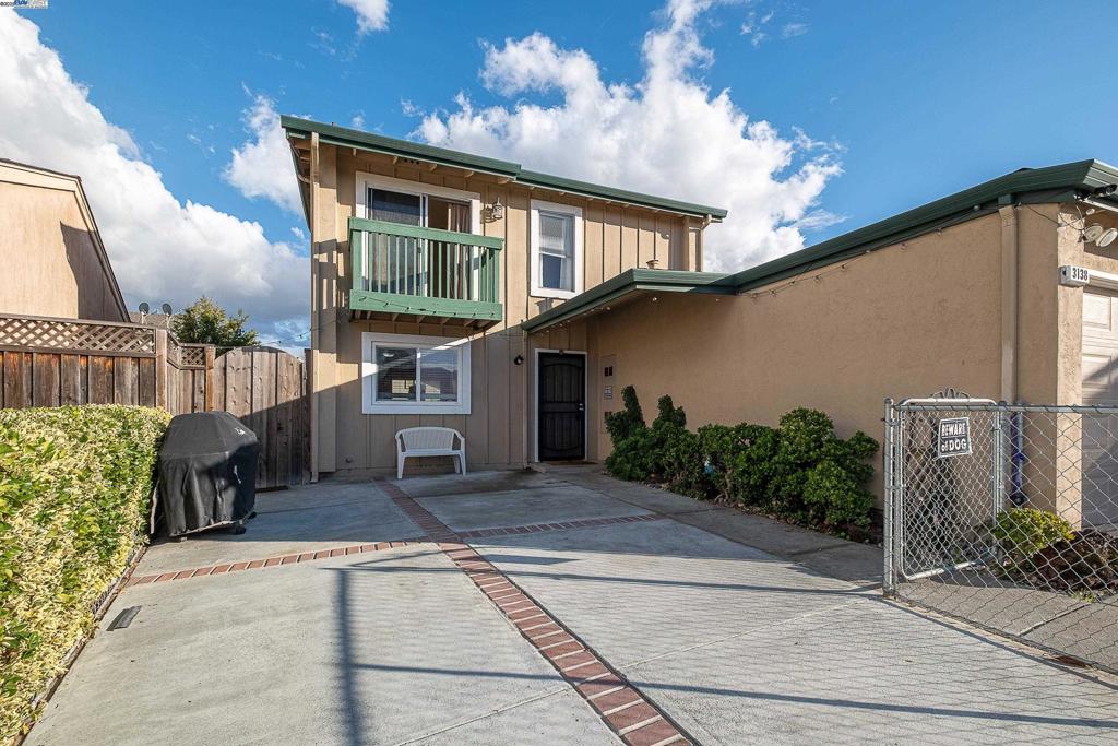 ALVARADO - Residential