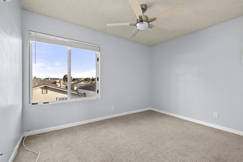 ALVARADO - Residential