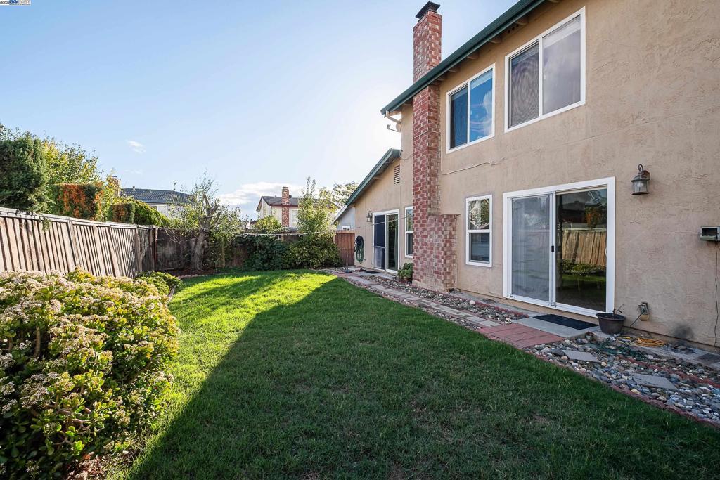 ALVARADO - Residential