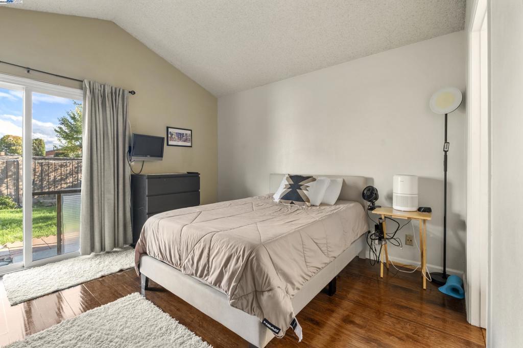 ALVARADO - Residential