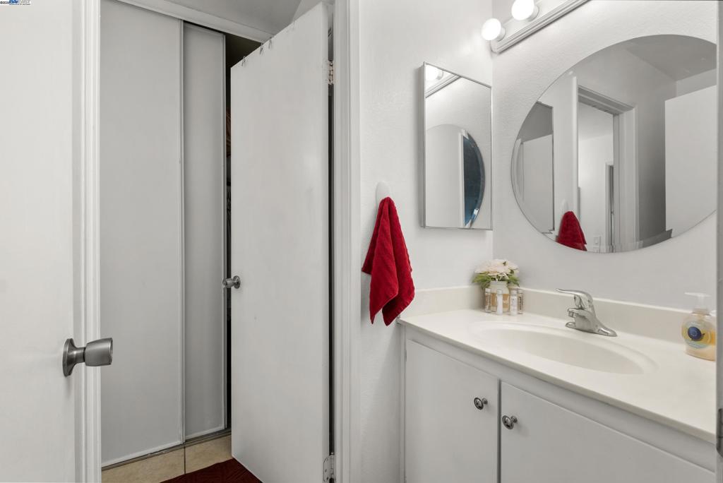 ALVARADO - Residential