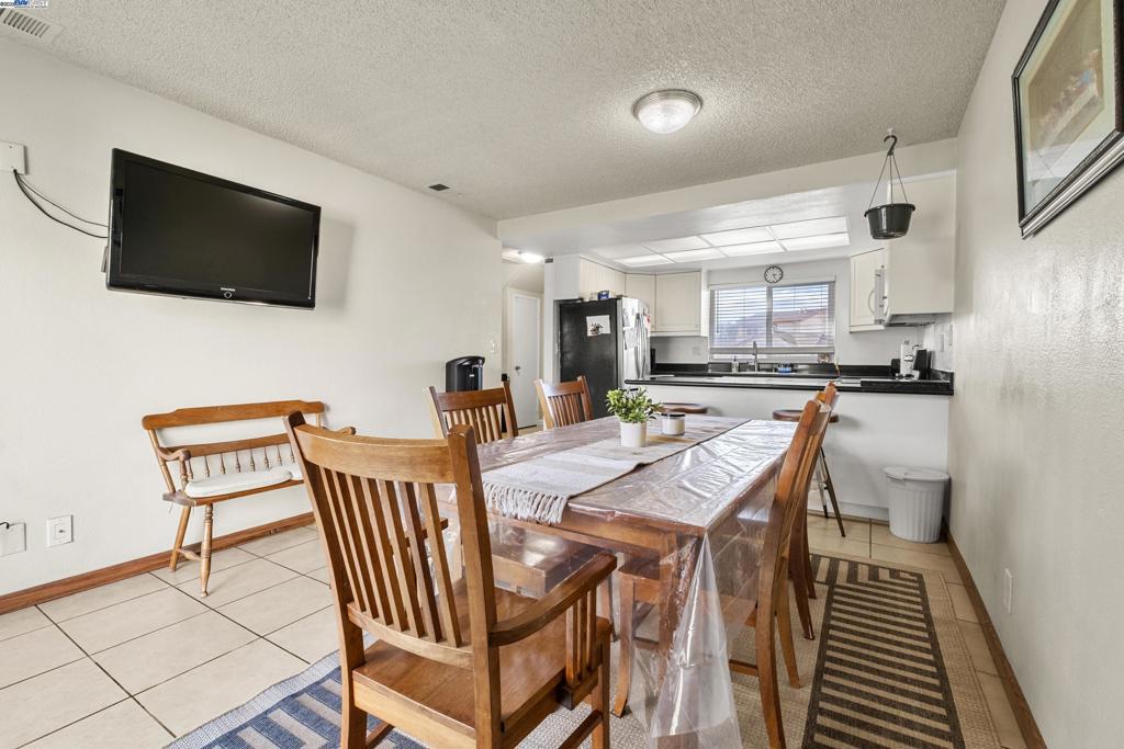 ALVARADO - Residential