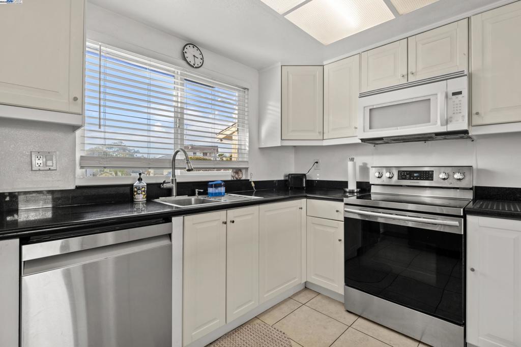 ALVARADO - Residential