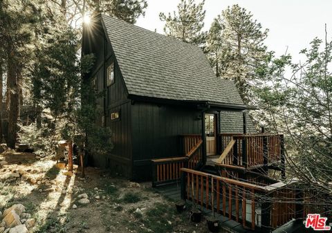 Photo of 31114 All View Drive, Running Springs, CA 92382 (MLS # 26741653)