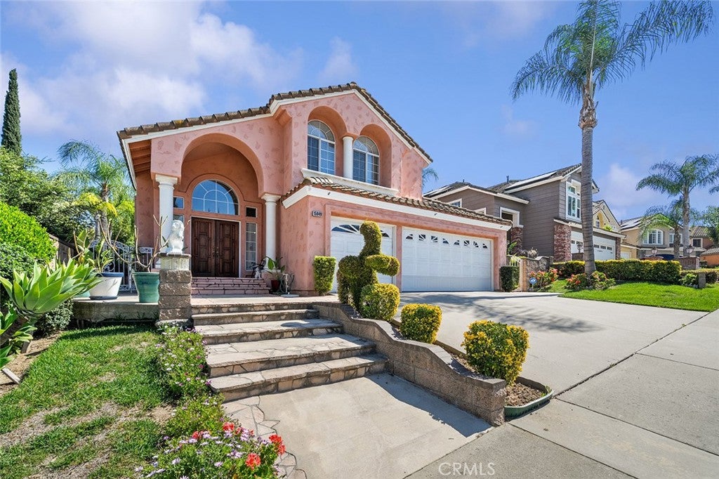 15049 Avenida De Las Flores
