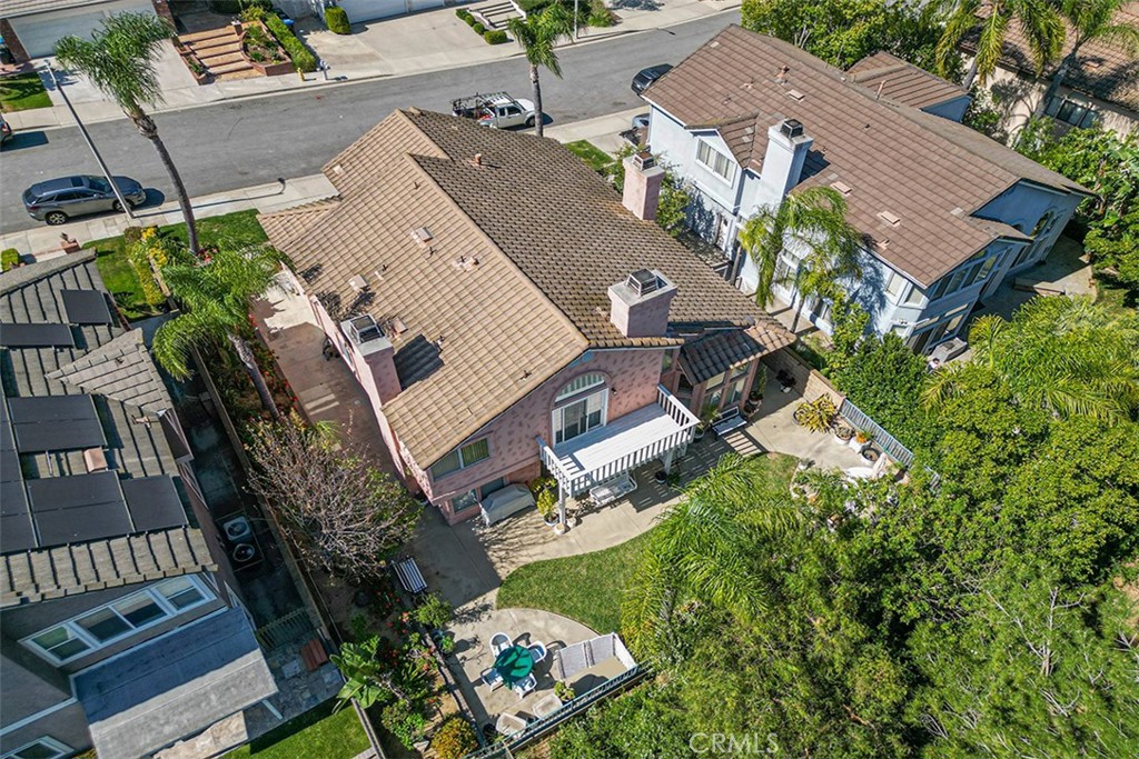 15049 Avenida De Las Flores