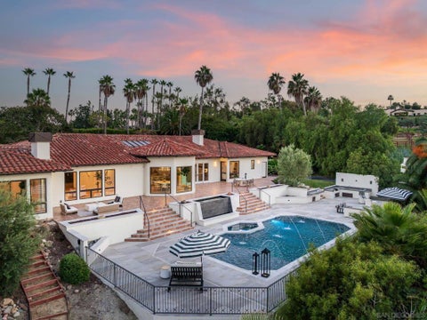 Photo of 7102 Via De Maya, Rancho Santa Fe, CA 92067 (MLS # 260024447SD)